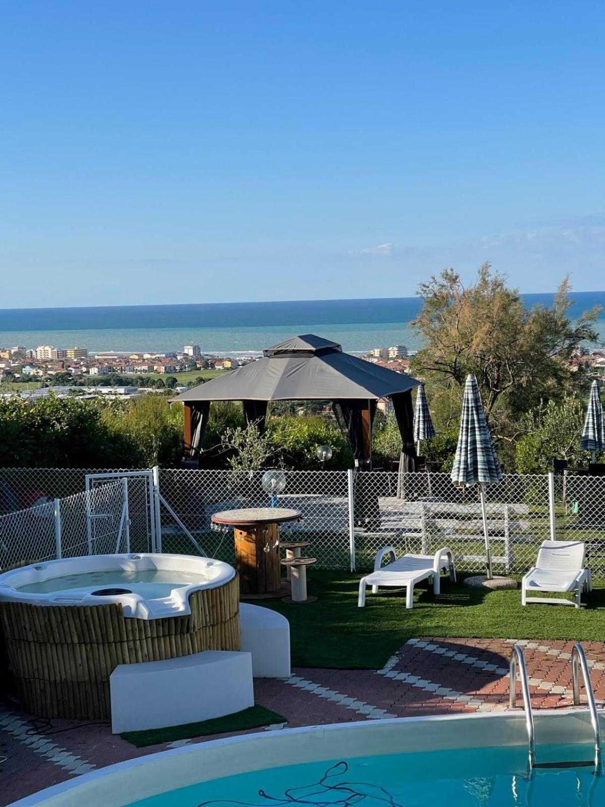 B&B Villa Alma San Costanzo 외부 사진