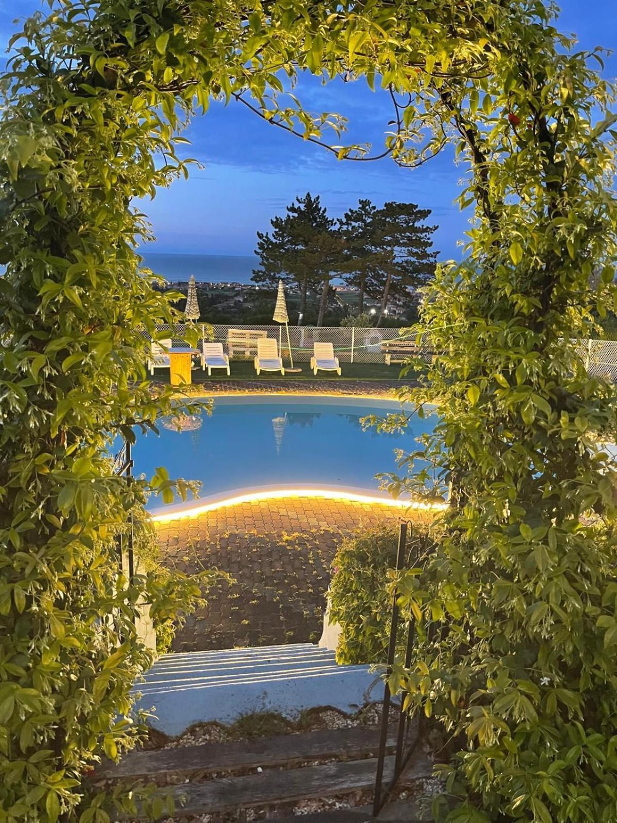 B&B Villa Alma San Costanzo 외부 사진